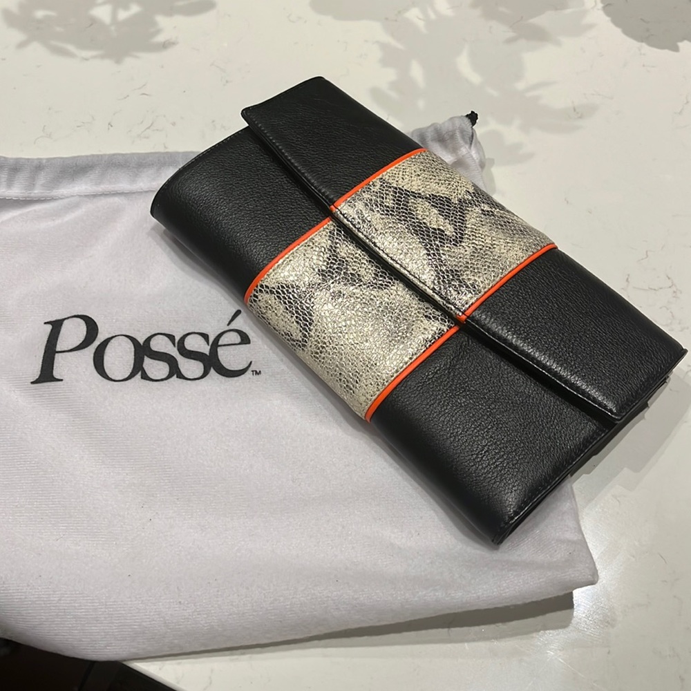 Possé Black Clutch